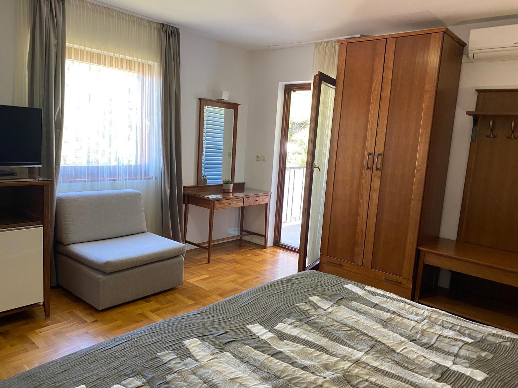 Apartments & Rooms Bianca Мали-Лошинь Экстерьер фото